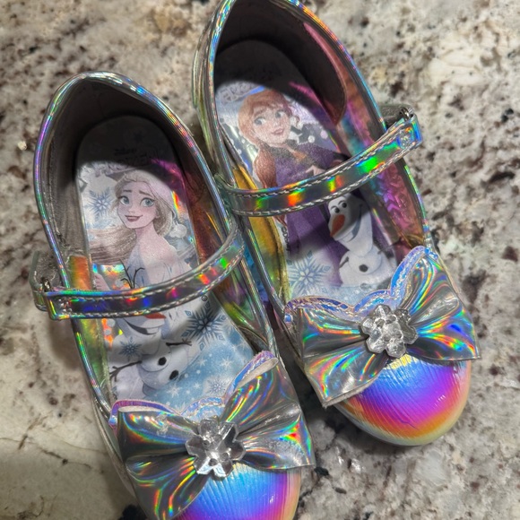 Frozen little Kids Silver Shoes with Bow 9T - Picture 8 of 11